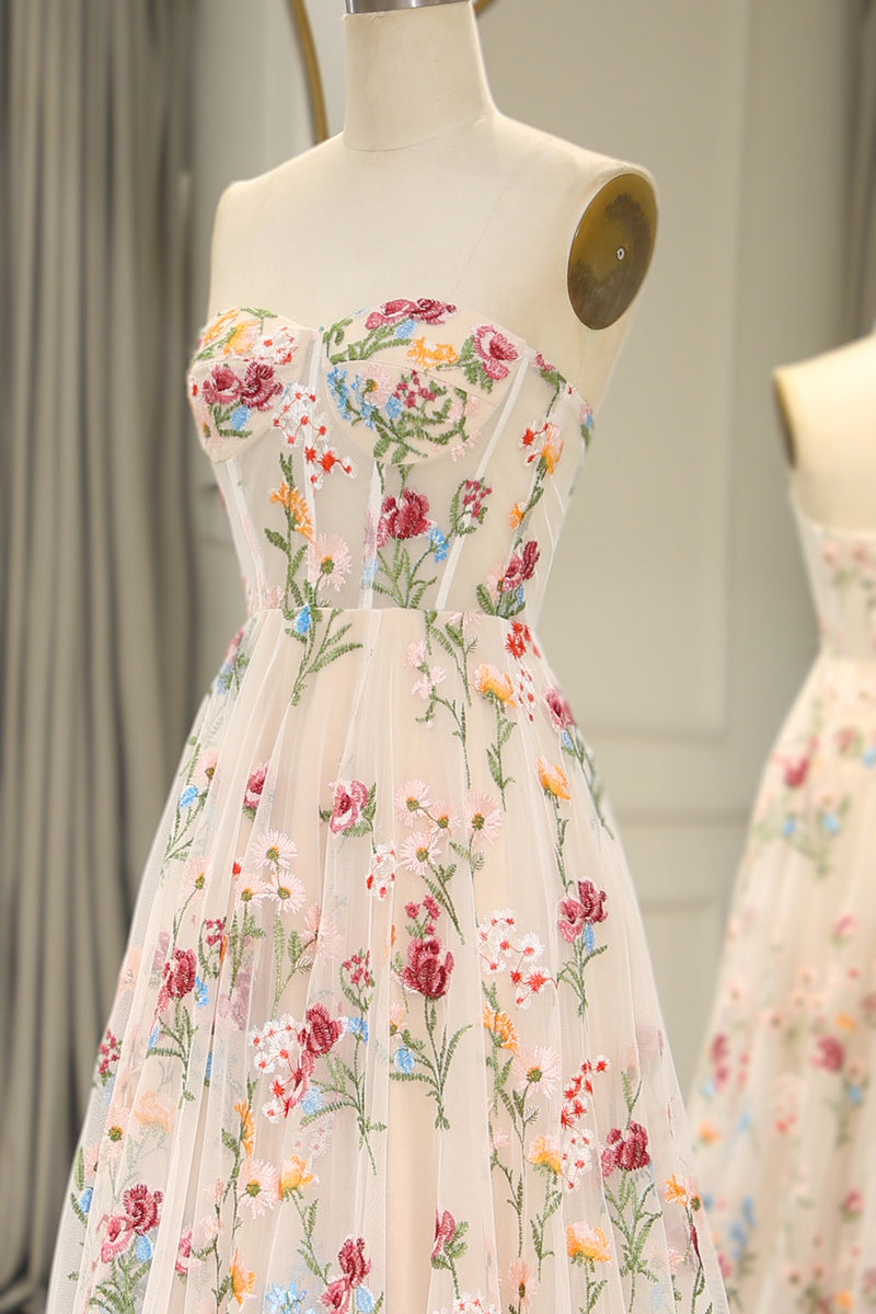 Load image into Gallery viewer, A-Line Ivory Strapless Flower embroidered Corset Prom Dress