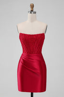 Load image into Gallery viewer, Red Corset Strapless Short Graduation Dress with Appliques