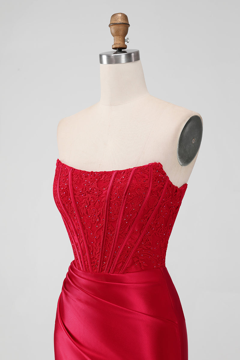 Load image into Gallery viewer, Red Corset Strapless Short Graduation Dress with Appliques