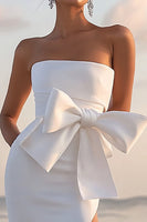 Load image into Gallery viewer, White Sheath Bow Strapless Graduation Dress With Slit