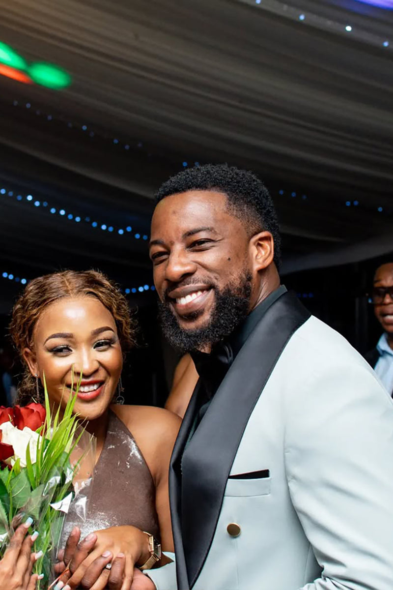 Load image into Gallery viewer, Shawl Lapel 2 Pieces Slim Fit White Men's Prom Suits