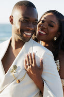 Load image into Gallery viewer, White 2 Pieces Peaked Lapel Men's Prom Suits