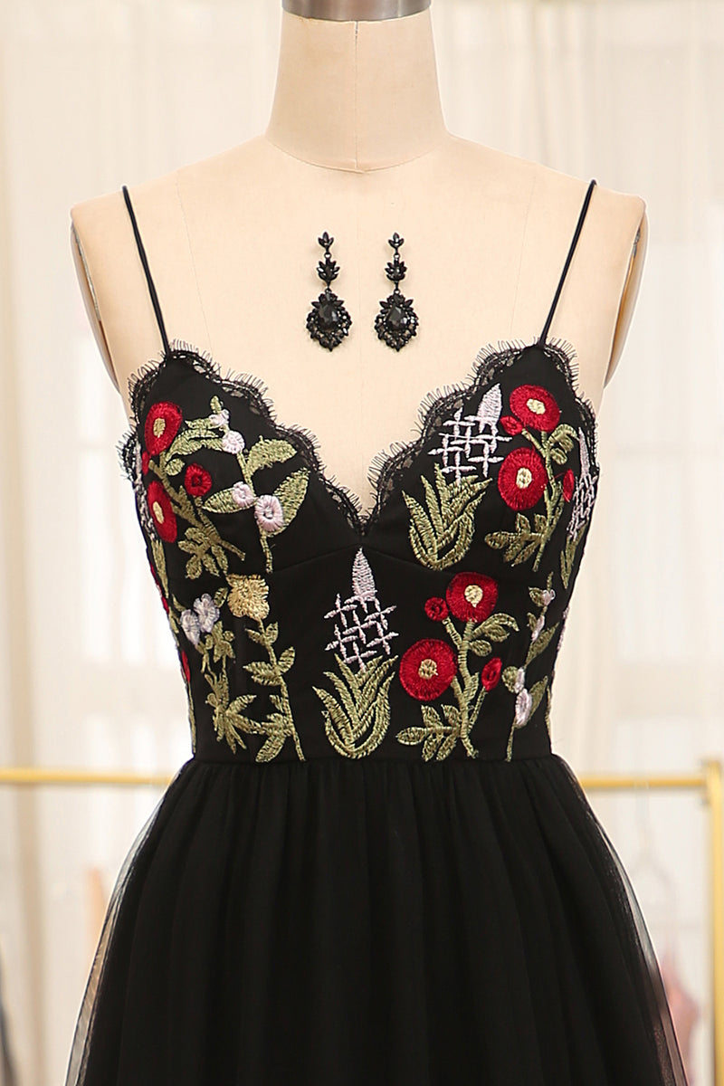Load image into Gallery viewer, A-Line Black Spaghetti Straps Embroidered Tulle Long Prom Dress
