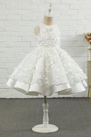 Load image into Gallery viewer, White Applique Sleeveless Flower Girl Dress