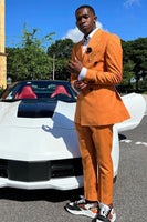 Load image into Gallery viewer, Peak Lapel Orange Side Vents Men's Prom Suits