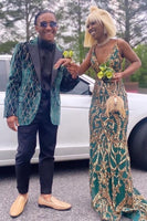 Load image into Gallery viewer, Dark Green Peak Lapel Men's Prom Blazer