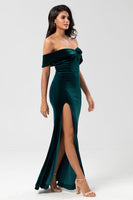 Load image into Gallery viewer, Mermaid Off the Shoulder Peacock Green Velvet Bridesmaid Dress