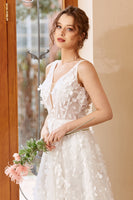 Load image into Gallery viewer, White Appliques Tulle Wedding Dress