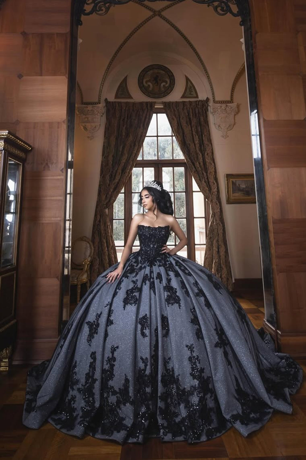 Sparkly Black Strapless Appliques Sequined Long Tulle Ball Gown