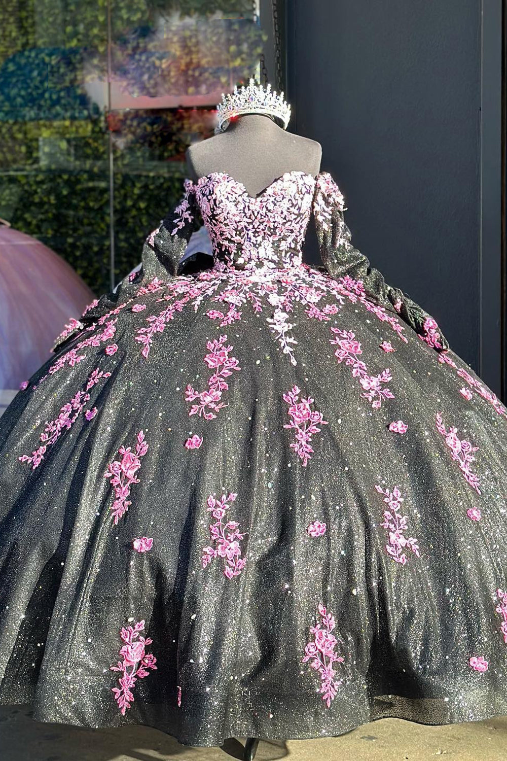 Sweetheart Sparkly Black Sequined Long Ball Gown with Pink Appliques