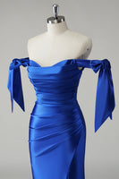 Load image into Gallery viewer, Off the Shoulder Royal Blue Mermaid Pleated Prom Dress