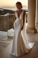 Load image into Gallery viewer, Mermaid Spaghetti Straps Ivory Satin Long Wedding Dress