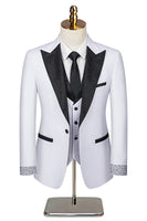 Load image into Gallery viewer, Black Peaked Lapel Beaded 3 Pieces Wedding Suits