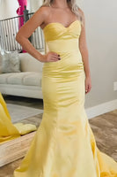 Load image into Gallery viewer, Sweetheart Yellow Mermaid Long Satin Prom Dress