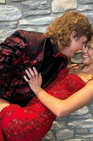 Load image into Gallery viewer, Shawl Lapel Black Red Floral Jacquard 2 Piece Prom Suits For Men