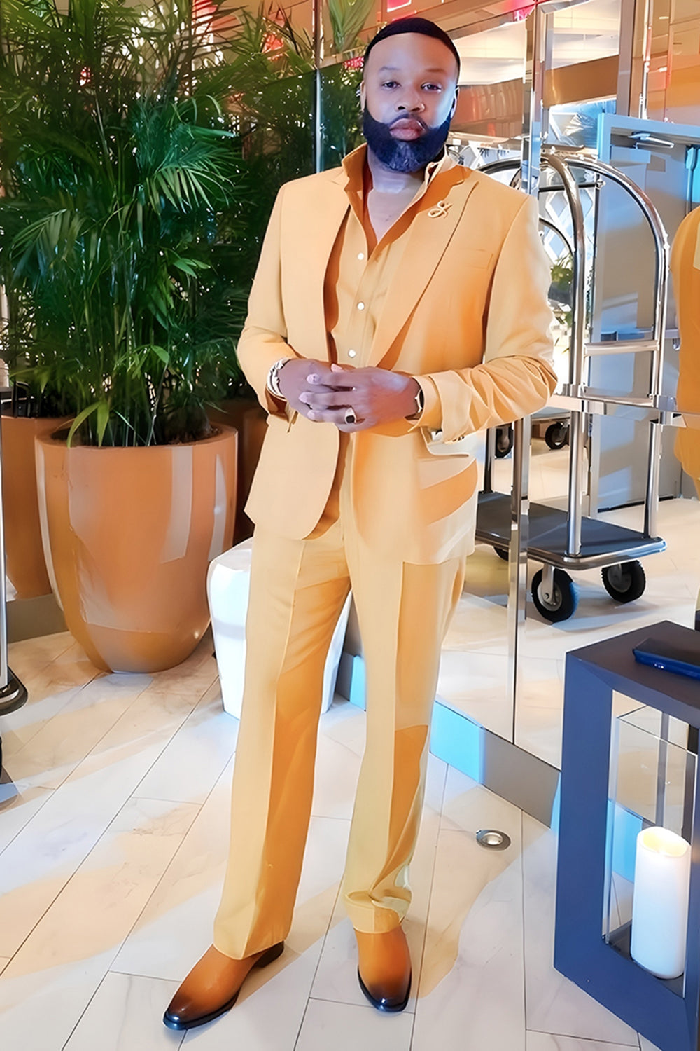 Peaked Lapel 2 Pieces Single Buckle Yellow Prom Suits