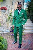Load image into Gallery viewer, Peaked Lapel Green 2 Pieces Men Prom Suits