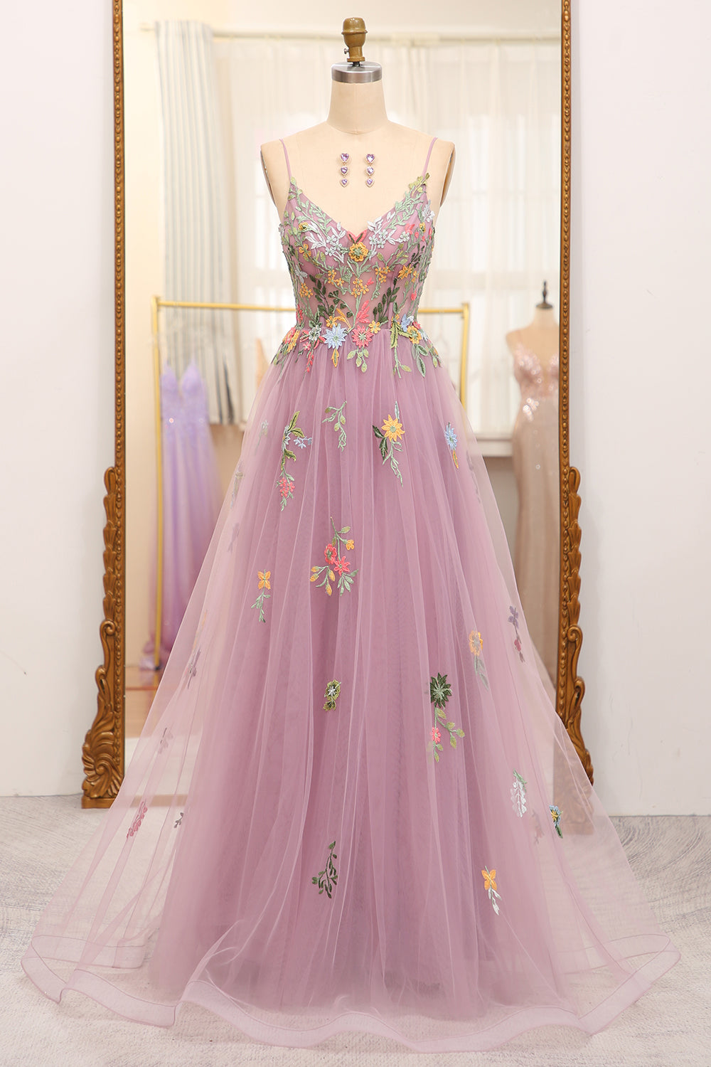 Mauve A-Line Spaghetti Straps Tulle Prom Dress with Appliques