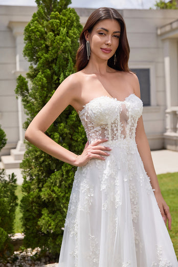 White A-Line Appliques Lace Up Tulle Corset Wedding Dress