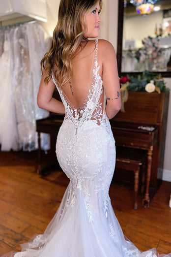 White V-Neck Mermaid Long Lace Wedding Dress