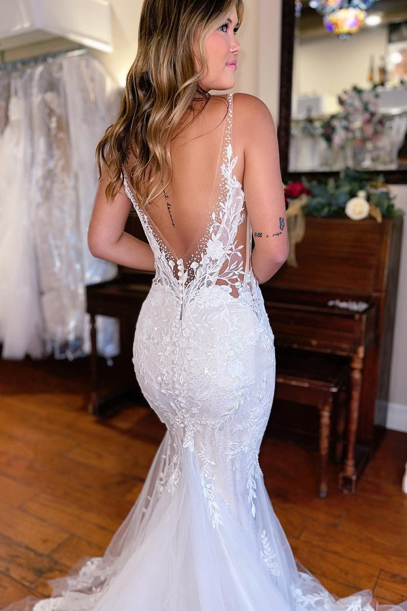 Load image into Gallery viewer, White V-Neck Mermaid Long Lace Wedding Dress