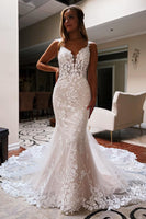 Load image into Gallery viewer, Ivory Backless Lace Mermaid Long Wedding Dress
