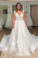 Load image into Gallery viewer, Glitter Ivory Long Tulle Plus Size Wedding Dress with Lace