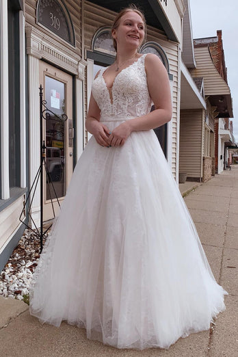 A-Line Tulle Sparkly White Sequins Long Plus Size Wedding Dress with Appliques