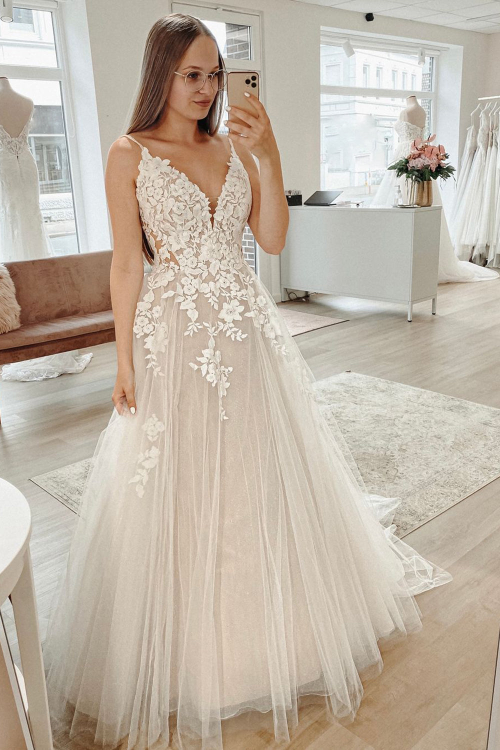 Hellymoon Women Ivory Glitter Long Boho Wedding Dress with Appliques A-Line Spaghetti Straps Tulle Sweep Train Bridal Dress hellymoonuk Hellymoon Women Ivory Glitter Long Boho Wedding Dress with Appliques A-Line Spaghetti Straps Tulle Sweep Train Bridal Dress hellymoonuk