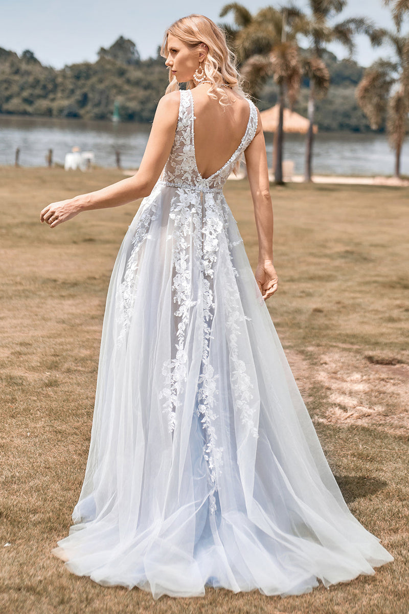 Load image into Gallery viewer, A Line Tulle Ivory Wedding Dress with Appliques
