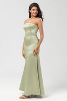 Load image into Gallery viewer, Strapless Satin Sheath Green Bridesmaid Dress